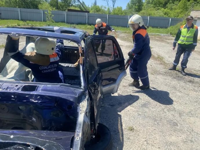 Спасатели Находки подтвердили готовность к огненным авариям