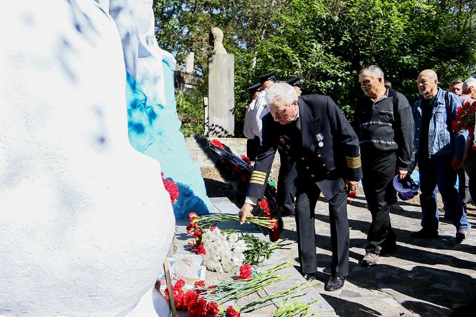 В Находке почтили память моряков танкера «Баскунчак»