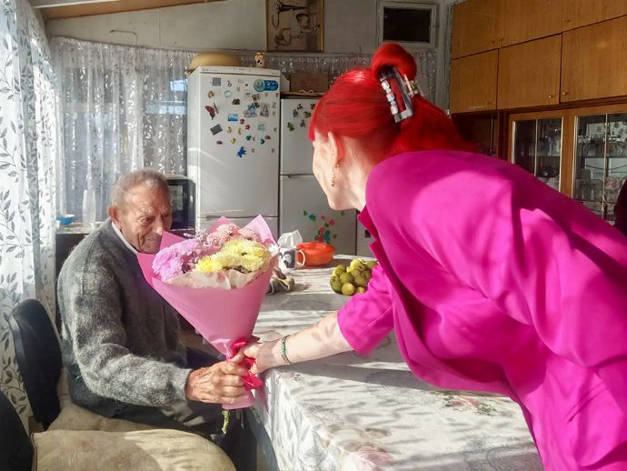 96-летие отмечает труженик тыла Борис Александрович Ротарь